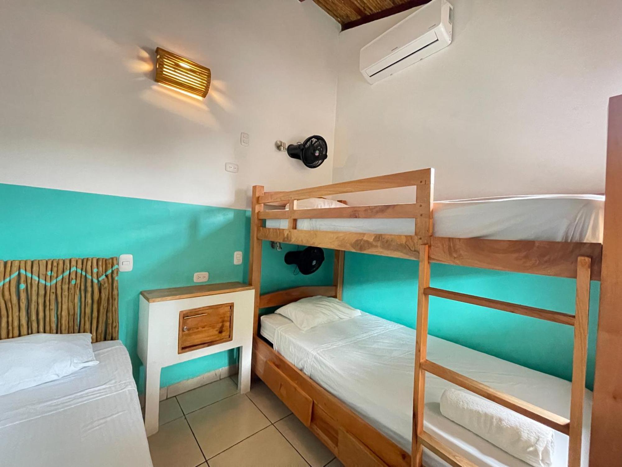 Oasis Hostel Granada Εξωτερικό φωτογραφία