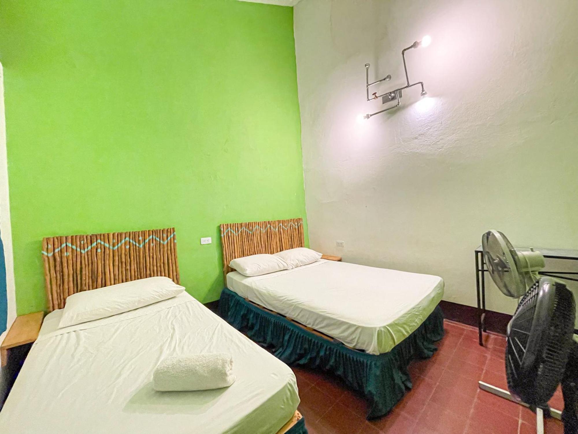 Oasis Hostel Granada Εξωτερικό φωτογραφία