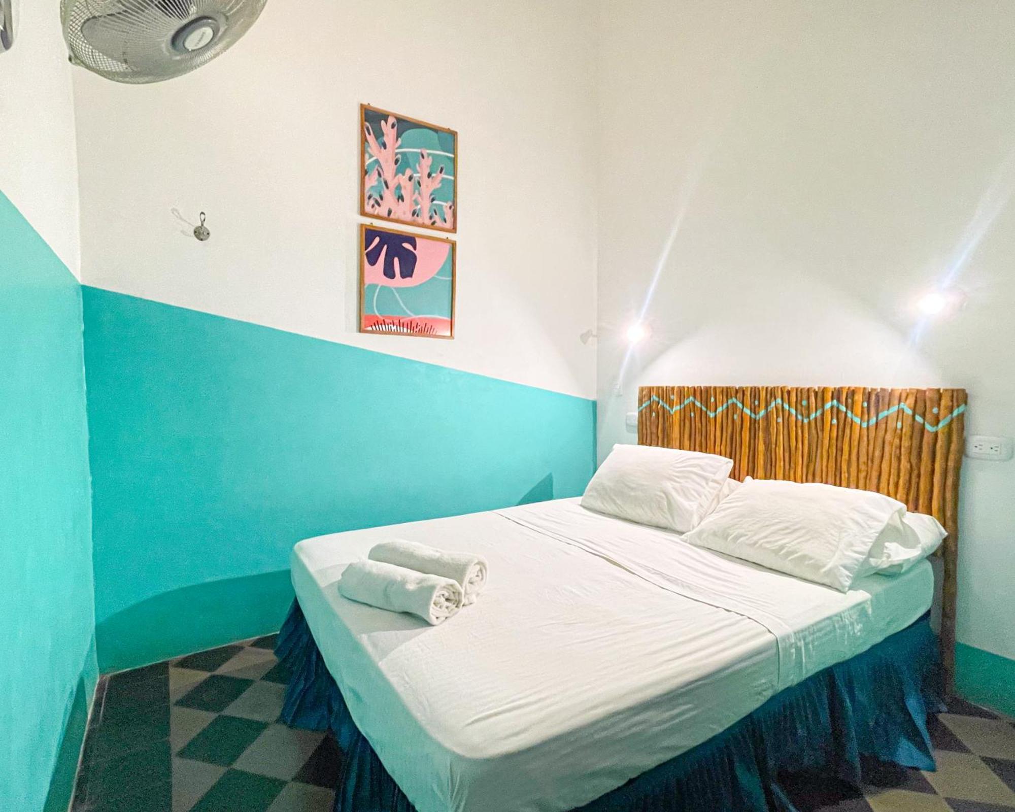 Oasis Hostel Granada Εξωτερικό φωτογραφία